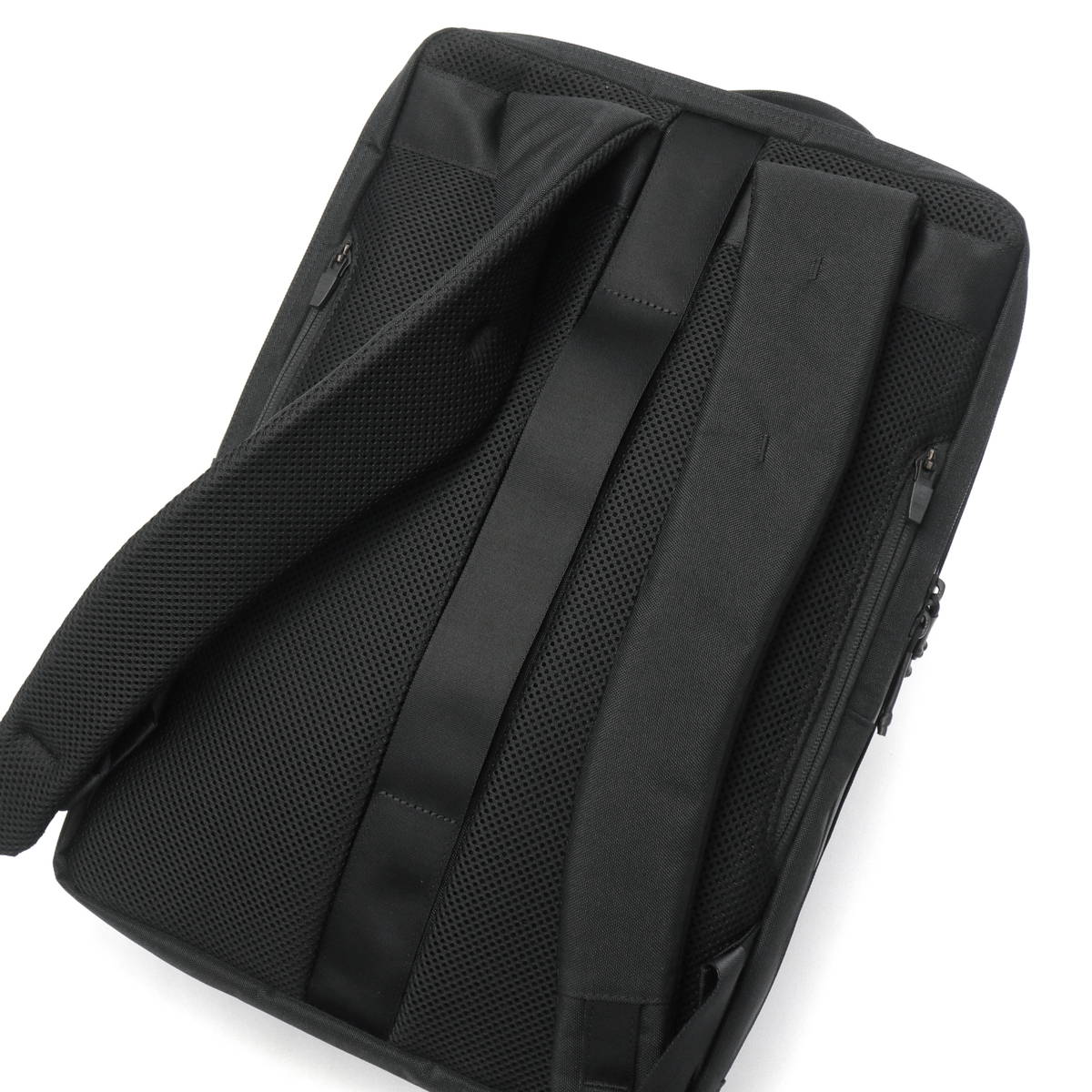 G1990 COMMUTE BUSINESS BACKPACK B01001-01
