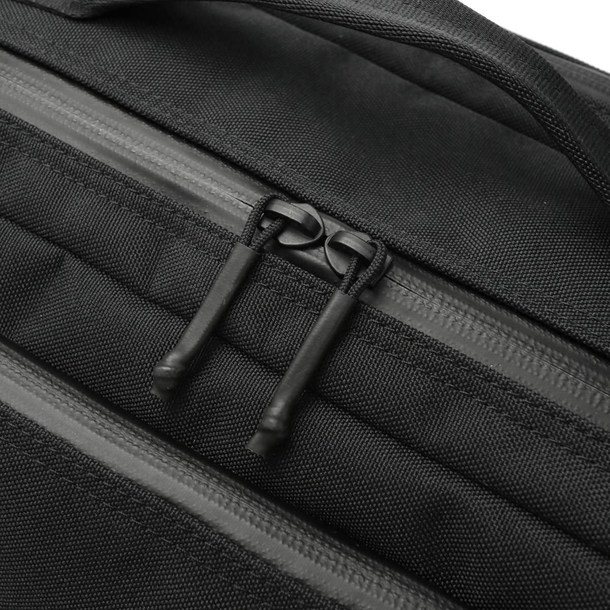 G1990 COMMUTE BUSINESS BACKPACK B01001-01