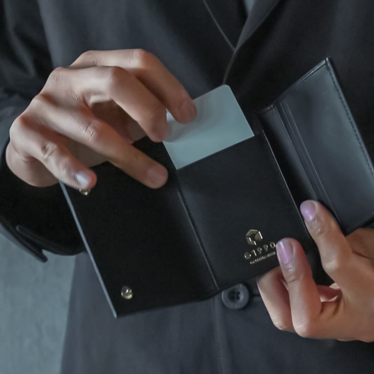 G1990 Raffine TRI-FOLDED WALLET B01002-05