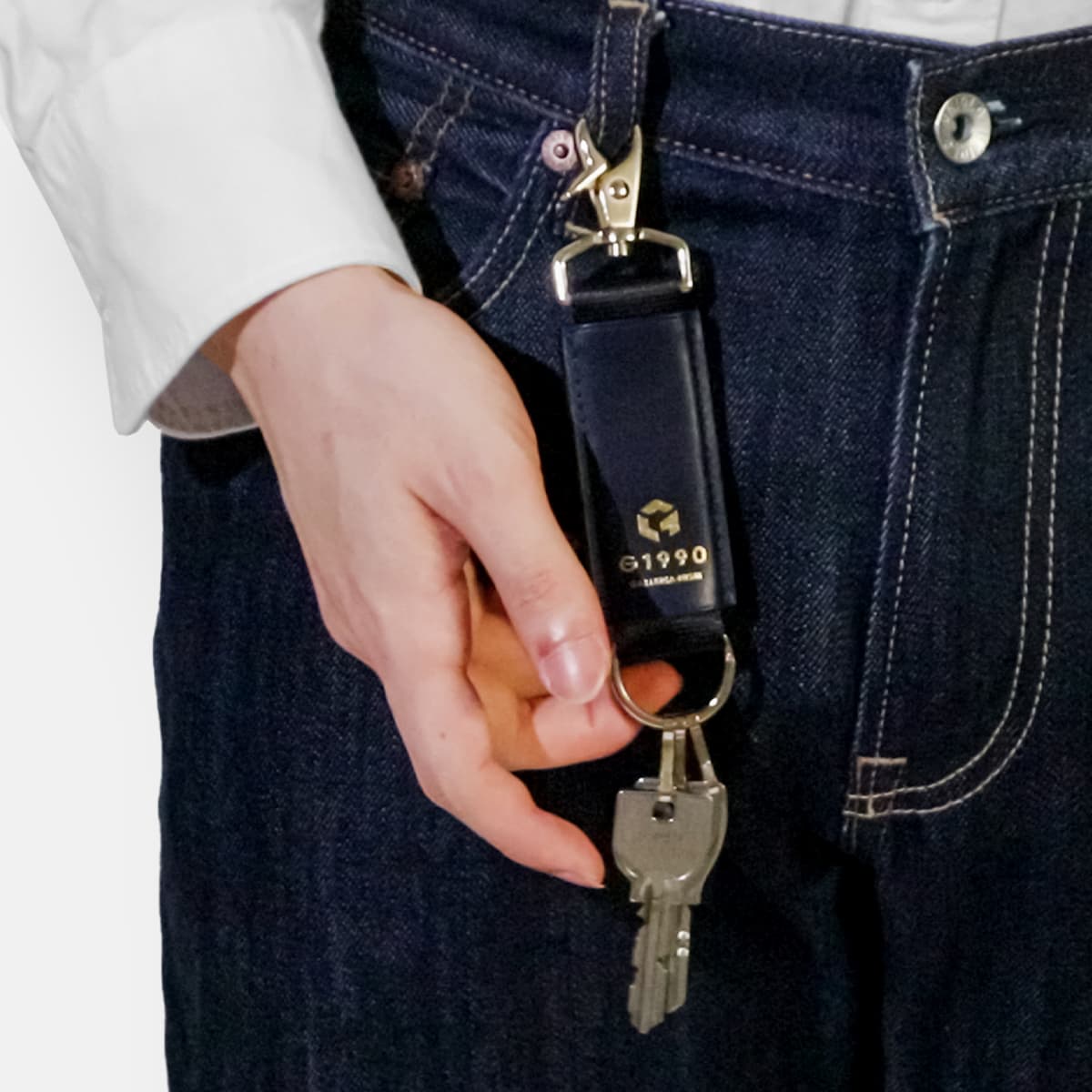 G1990 Raffine KEY HOLDER B01002-06