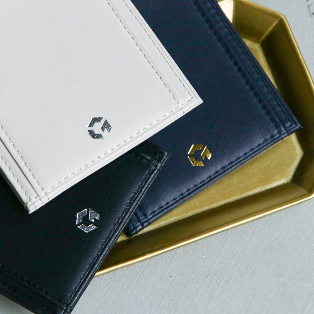 G1990 Solace ID CARD HOLDER B01003-05
