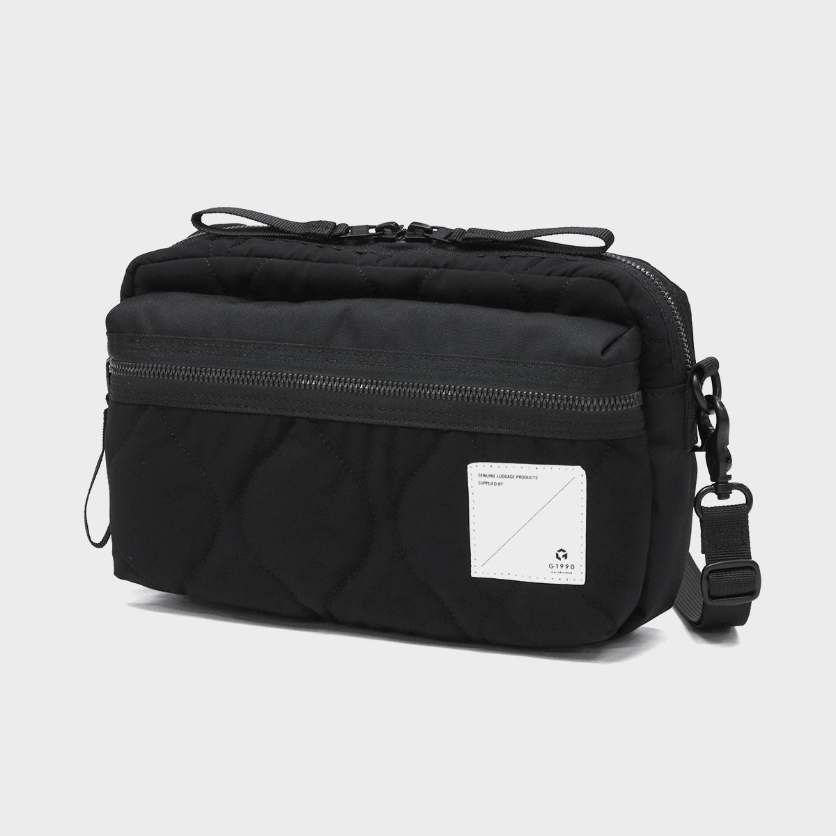 G1990 RECON SHOULDER BAG S B01005-04,ミリタリーデザインが特徴のコンパクトなショルダーバッグ