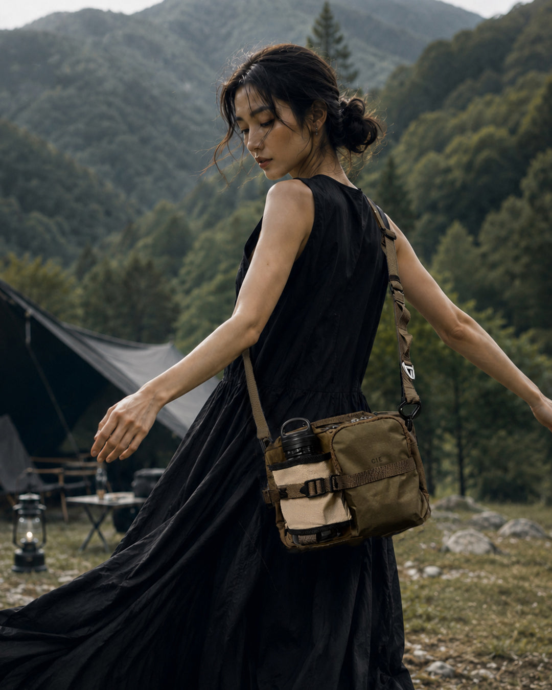 G1990×CIE BOTTLE SHOULDER BAG(M)
